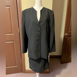 EUC BLACK LE SUIT 2 PIECE SKIRT SUIT WITH EYELET SKIRT
